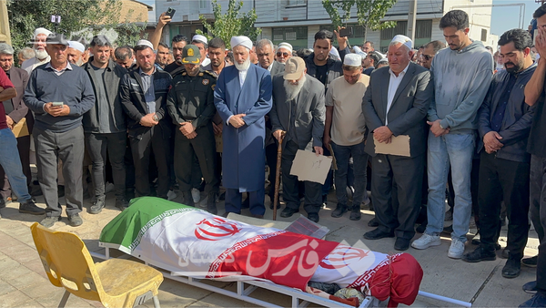 پیکر صابر کاظمی در زادگاهش آق‌قلا با حضور هزاران دل شکسته تشییع شد